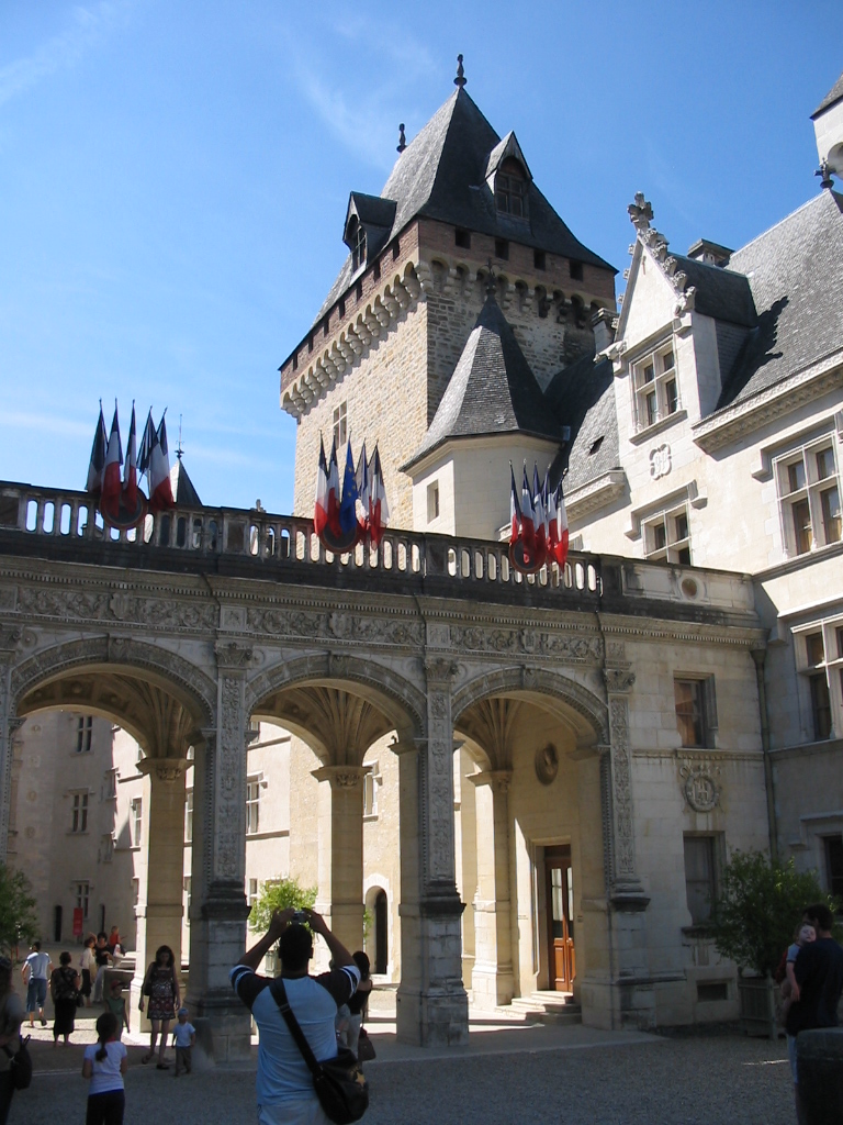 Entrance and towers of the Château de Pau in Béarn