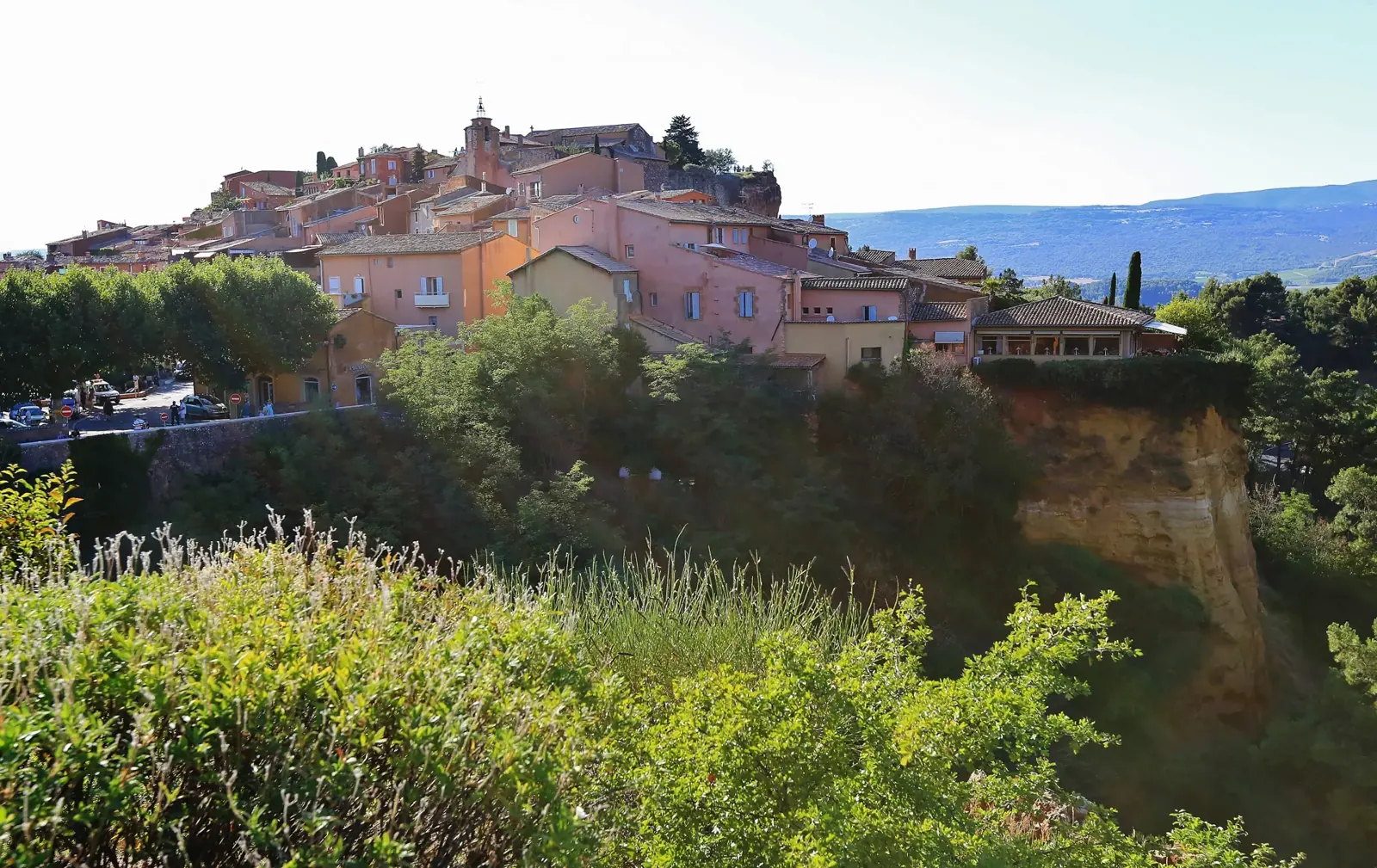 Roussillon village and ochre cliff in the Luberon